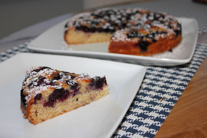 Blueberry Greek Yogurt&nbsp;cake